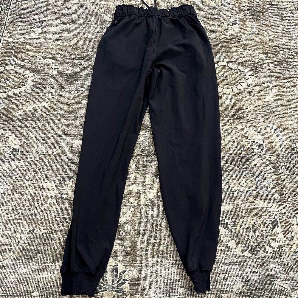 Lululemon Keep Moving Jogger Black Pants Women's Size 4